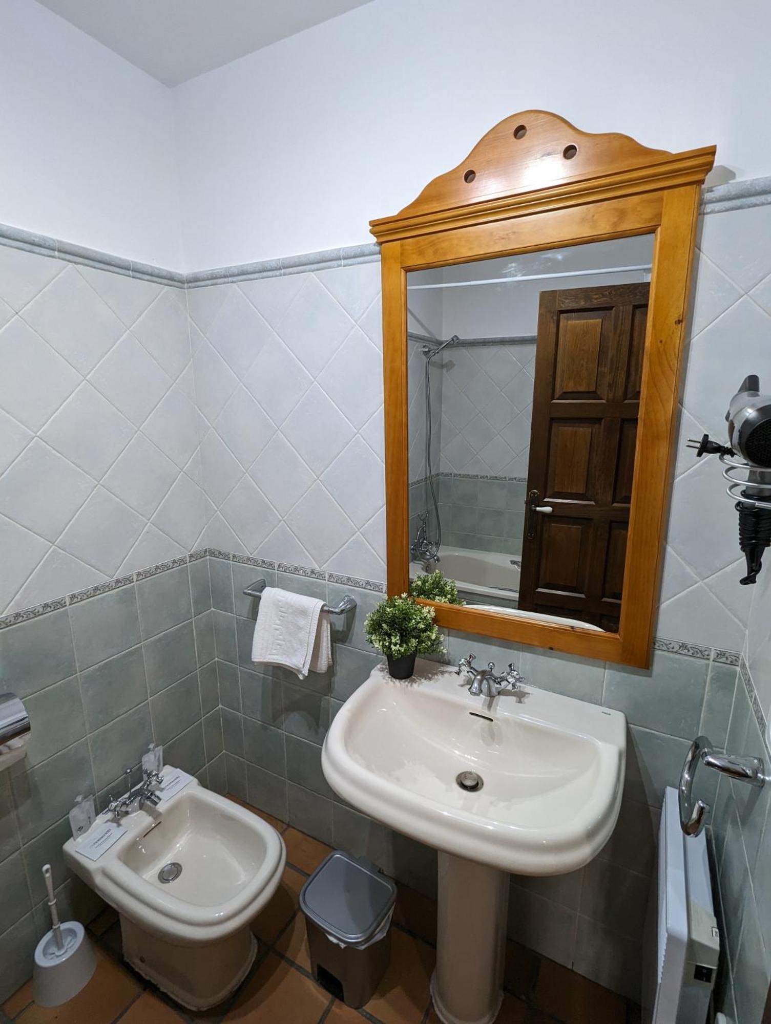 Apartamentos Hoz Del Huecar 昆卡 外观 照片